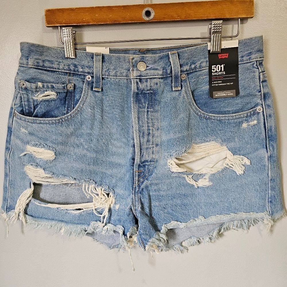NWT LEVIS 501 HIGH RISE SHORTS SIZE 31